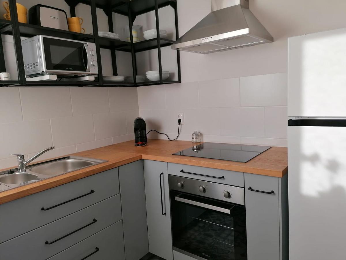 Apartamento Vilamar วิลานอวา ดิ มิลฟงติส ภายนอก รูปภาพ